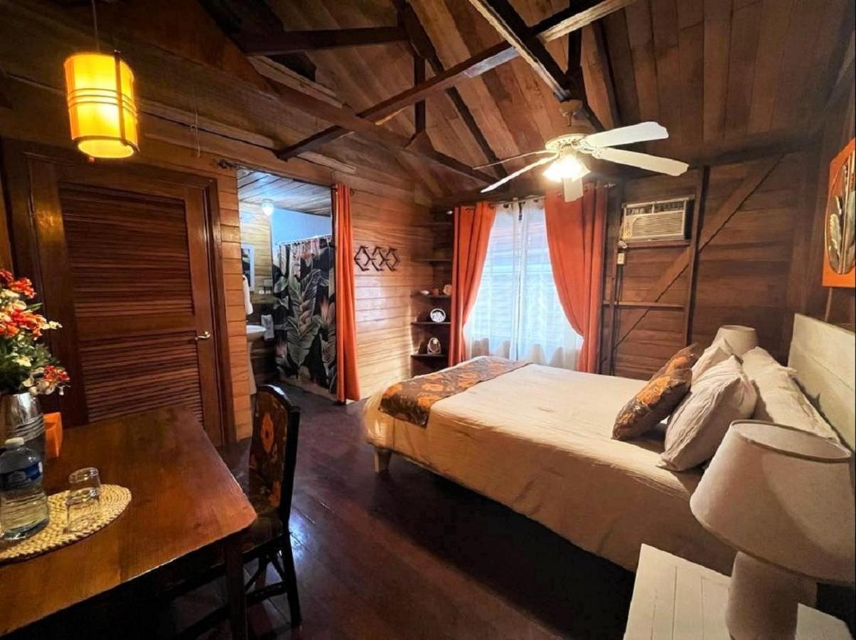 Villa Amaya Bocas del Toro Exterior photo