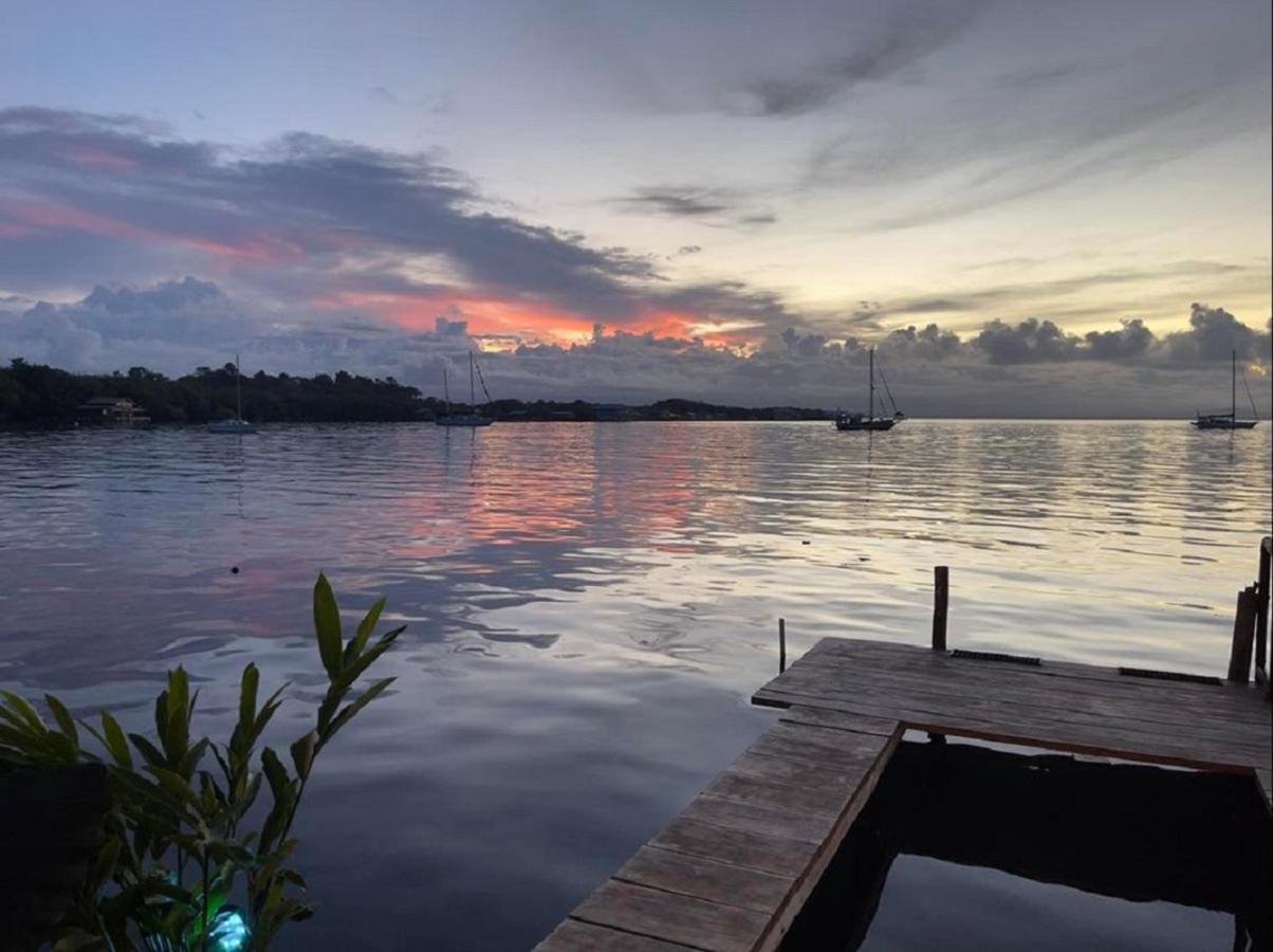 Villa Amaya Bocas del Toro Exterior photo