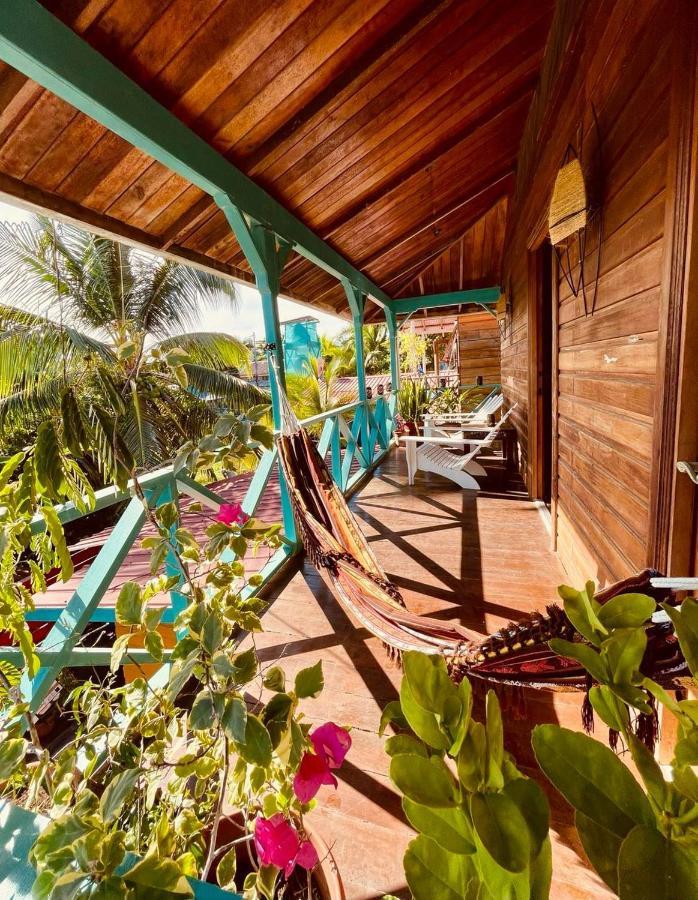 Villa Amaya Bocas del Toro Exterior photo