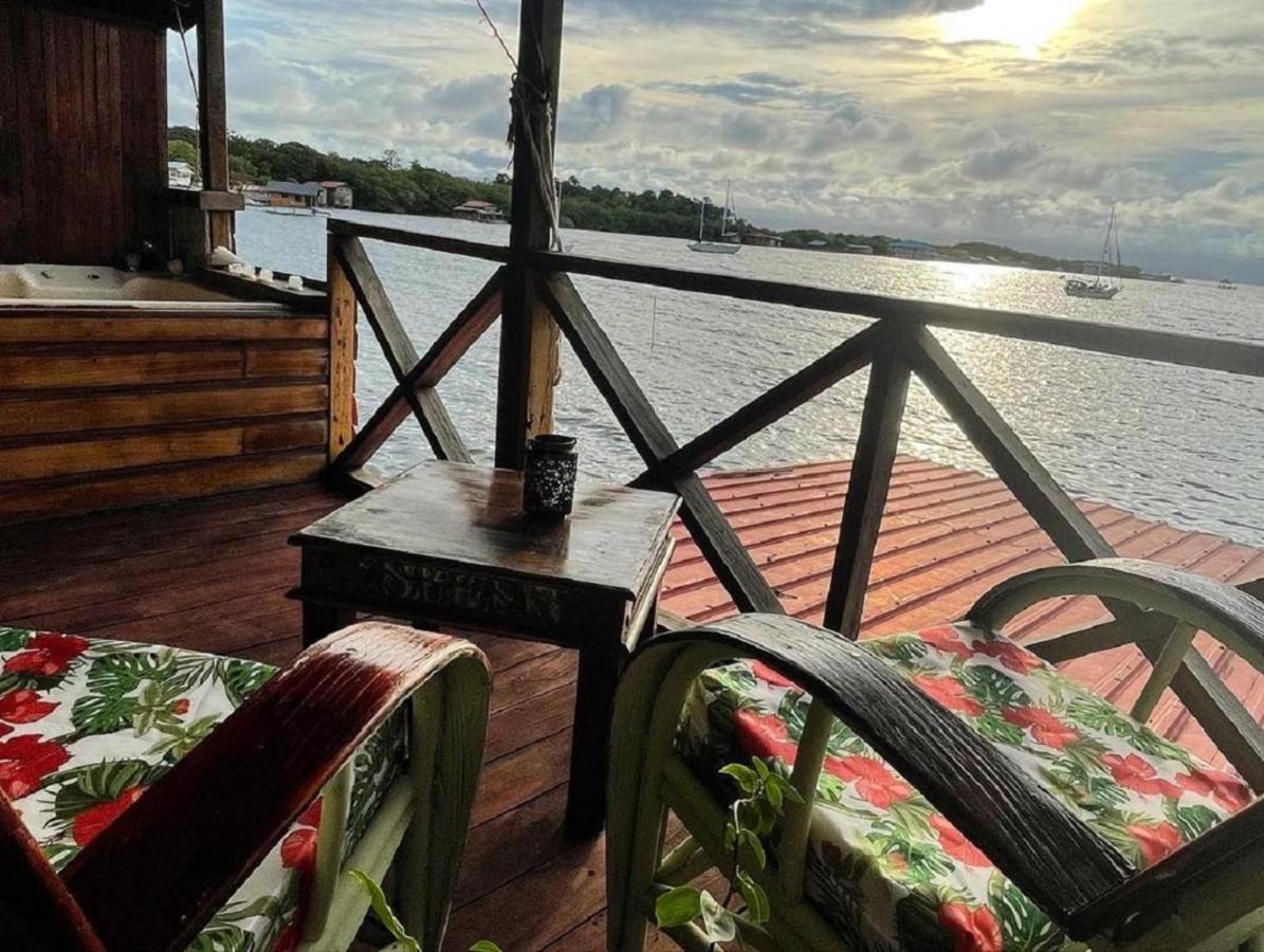 Villa Amaya Bocas del Toro Exterior photo